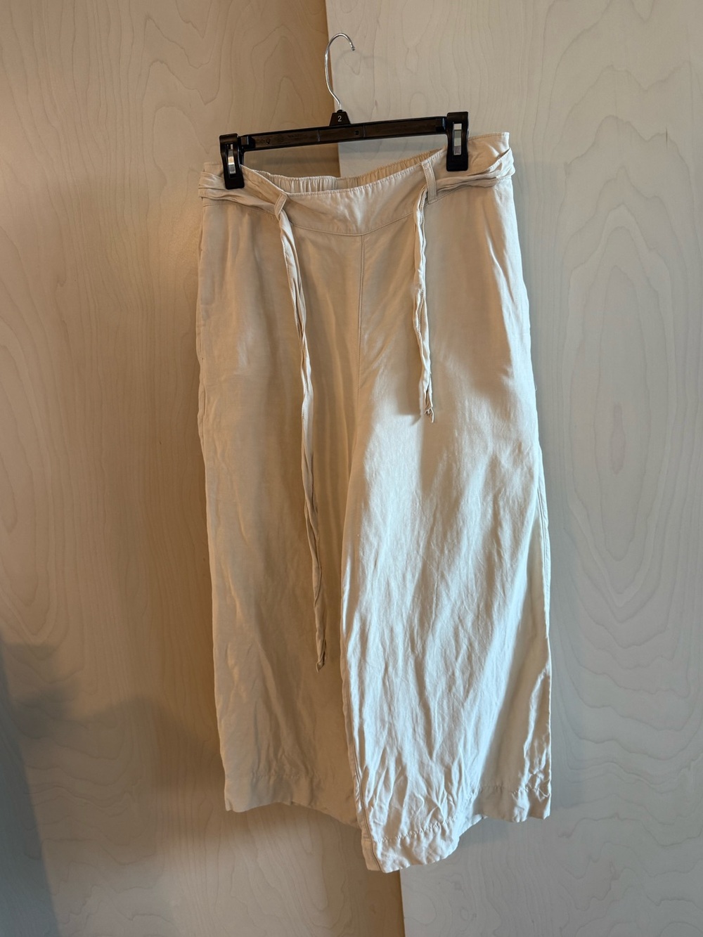 Women’s Cream Drawstring wide leg capri pants linen